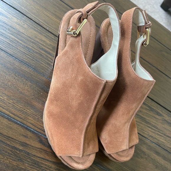 Michael Kors open toe shoe sandals size 9 1/2 Tan - Picture 1 of 4
